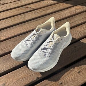 Hoka One One Women’s Solimar